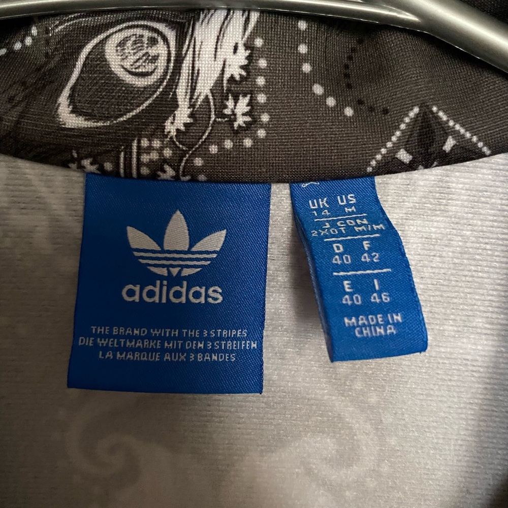 Adidas jacket - Picture 4 of 5